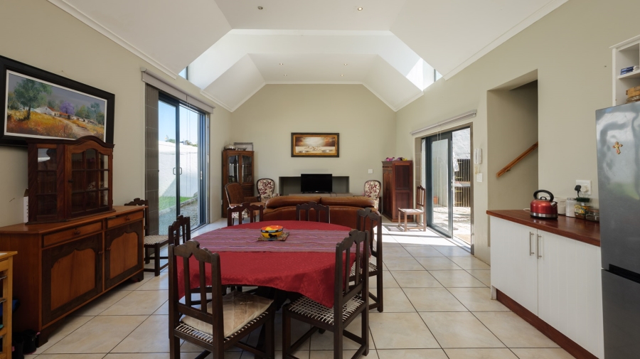 2 Bedroom Property for Sale in Bredasdorp Western Cape